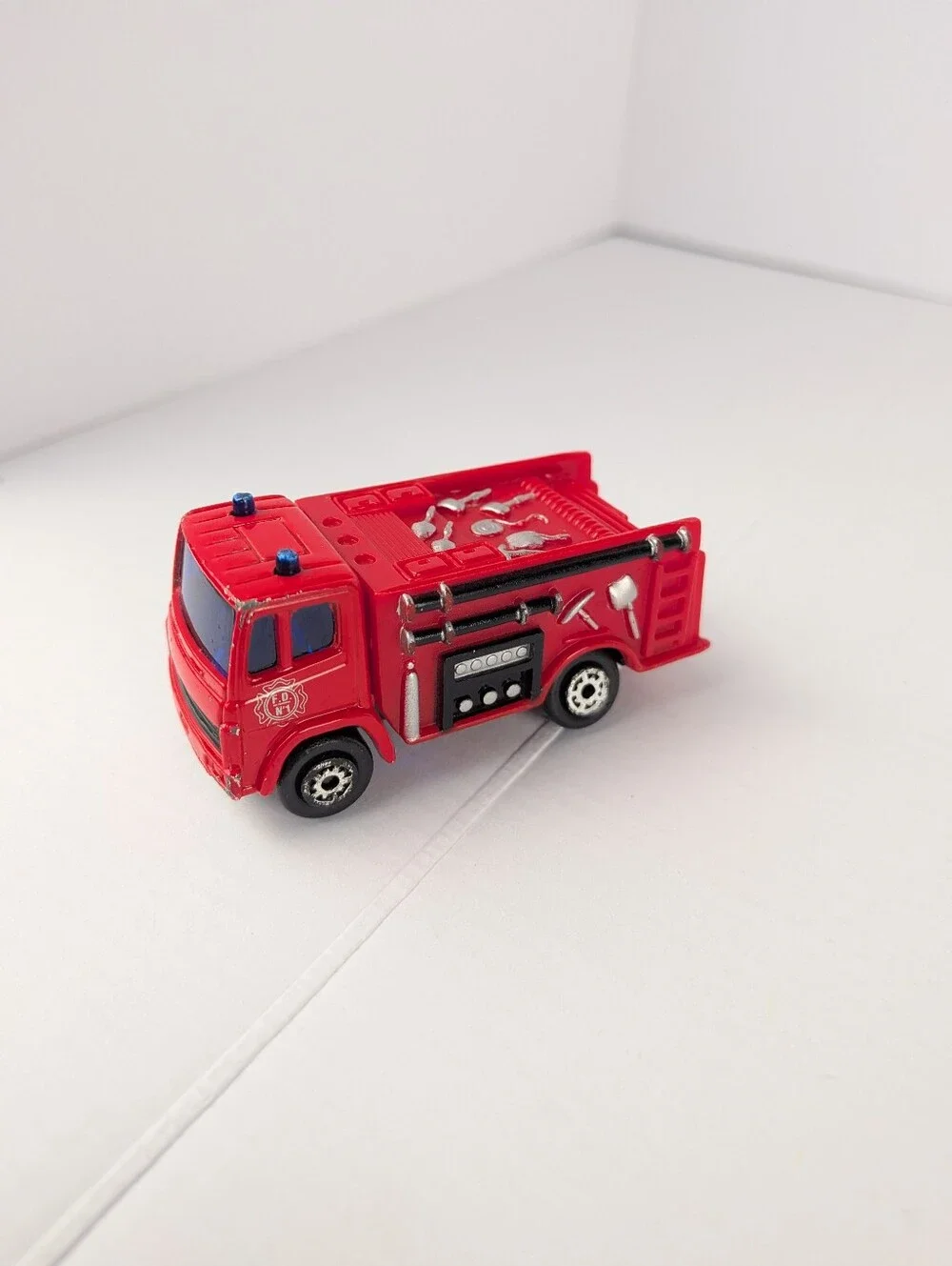 Maisto Set Of 9 Die-Cast Toy Vehicles See Description For Details